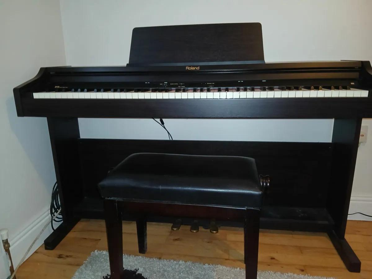 ROLAND RP301 Digital Piano - Image 1