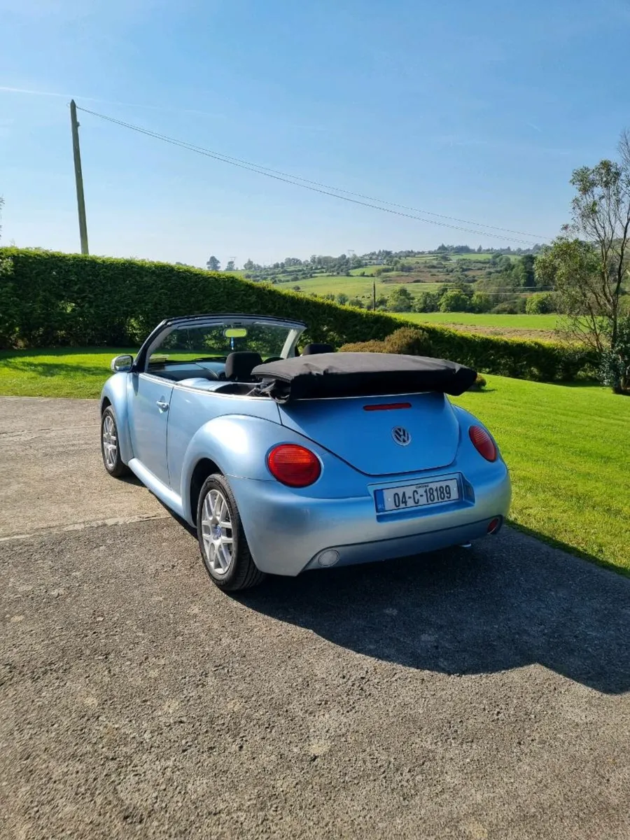 VW beetle convertible - Image 4