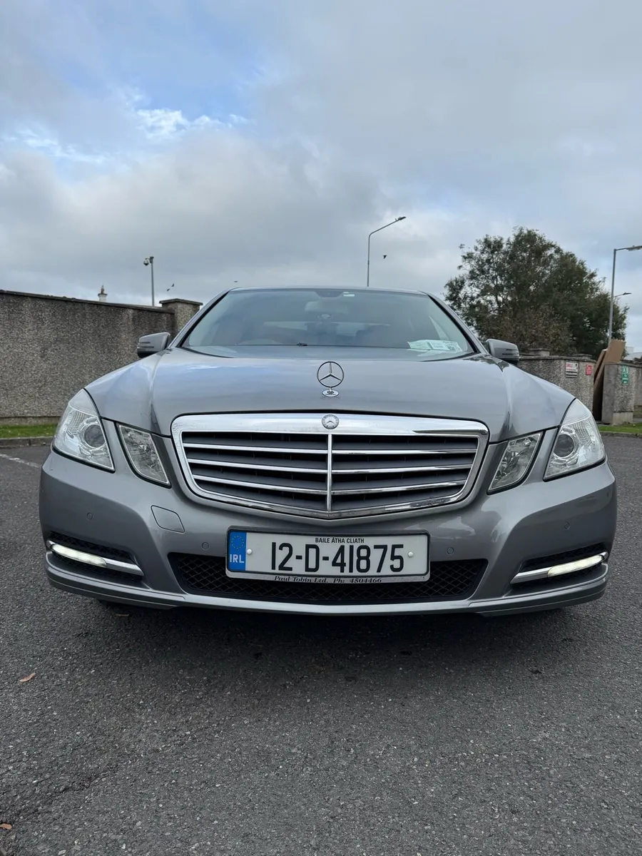 Mercedes E200 Very low miles - Image 1