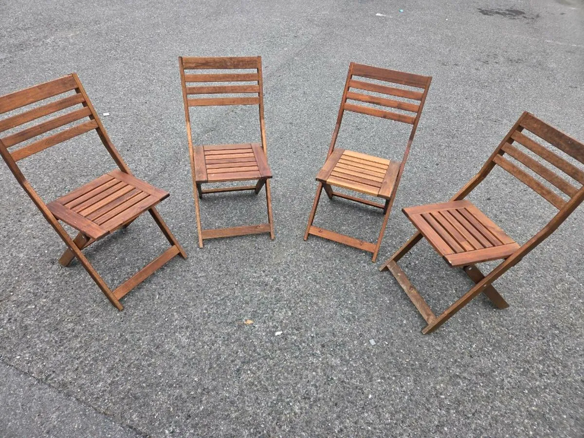 folding chairs - Image 1