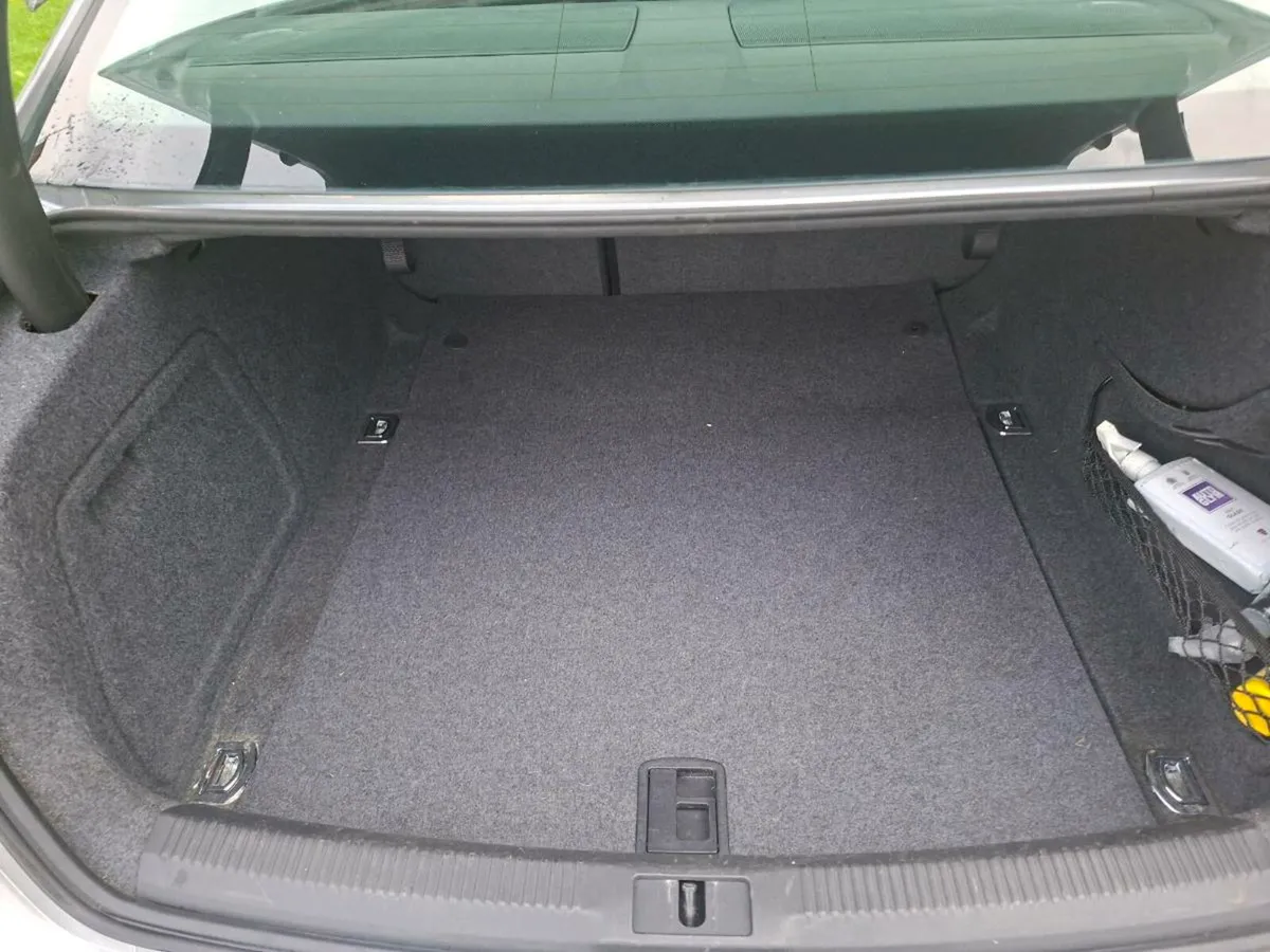 Audi A4 - Image 2