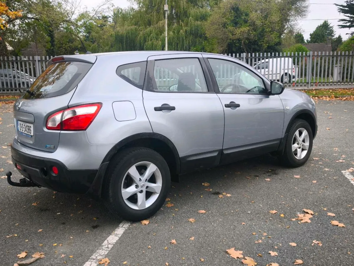 Nissan Qashqai 1.5 (LOW MILEAGE) - Image 3