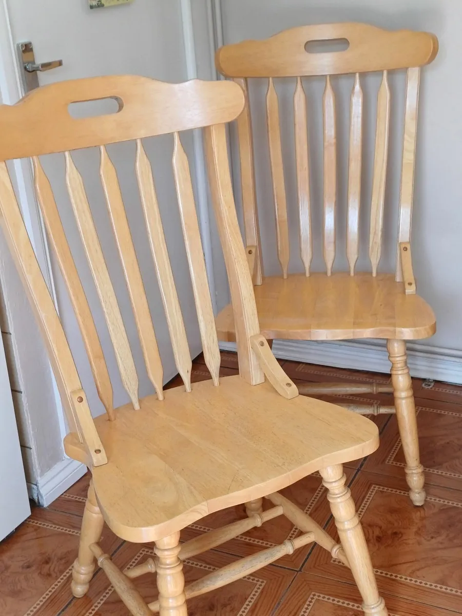 5 Dinning room chairs - Image 3