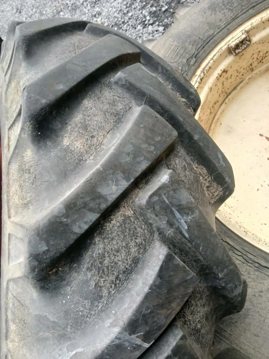 Tractor tyres - Image 3