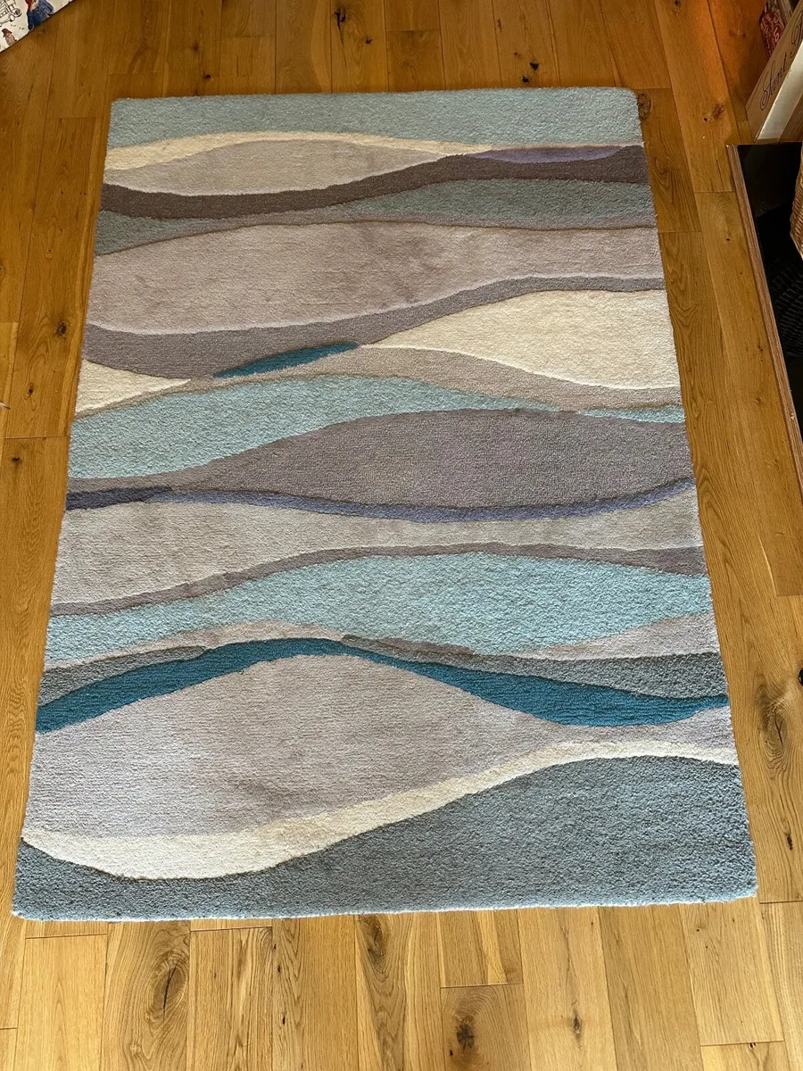 Small Rug 120cm x 170 cm - Image 1