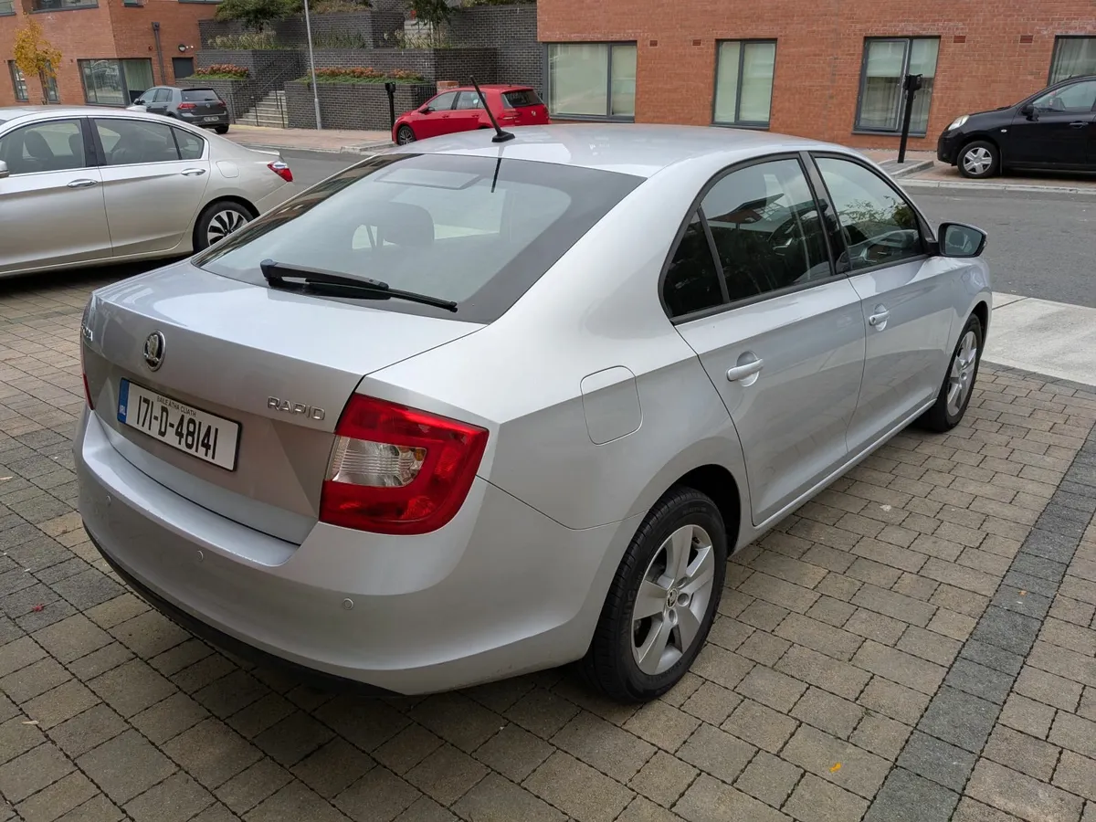 Skoda Rapid 1.2 TSI 2017 - Low mileage - Image 4