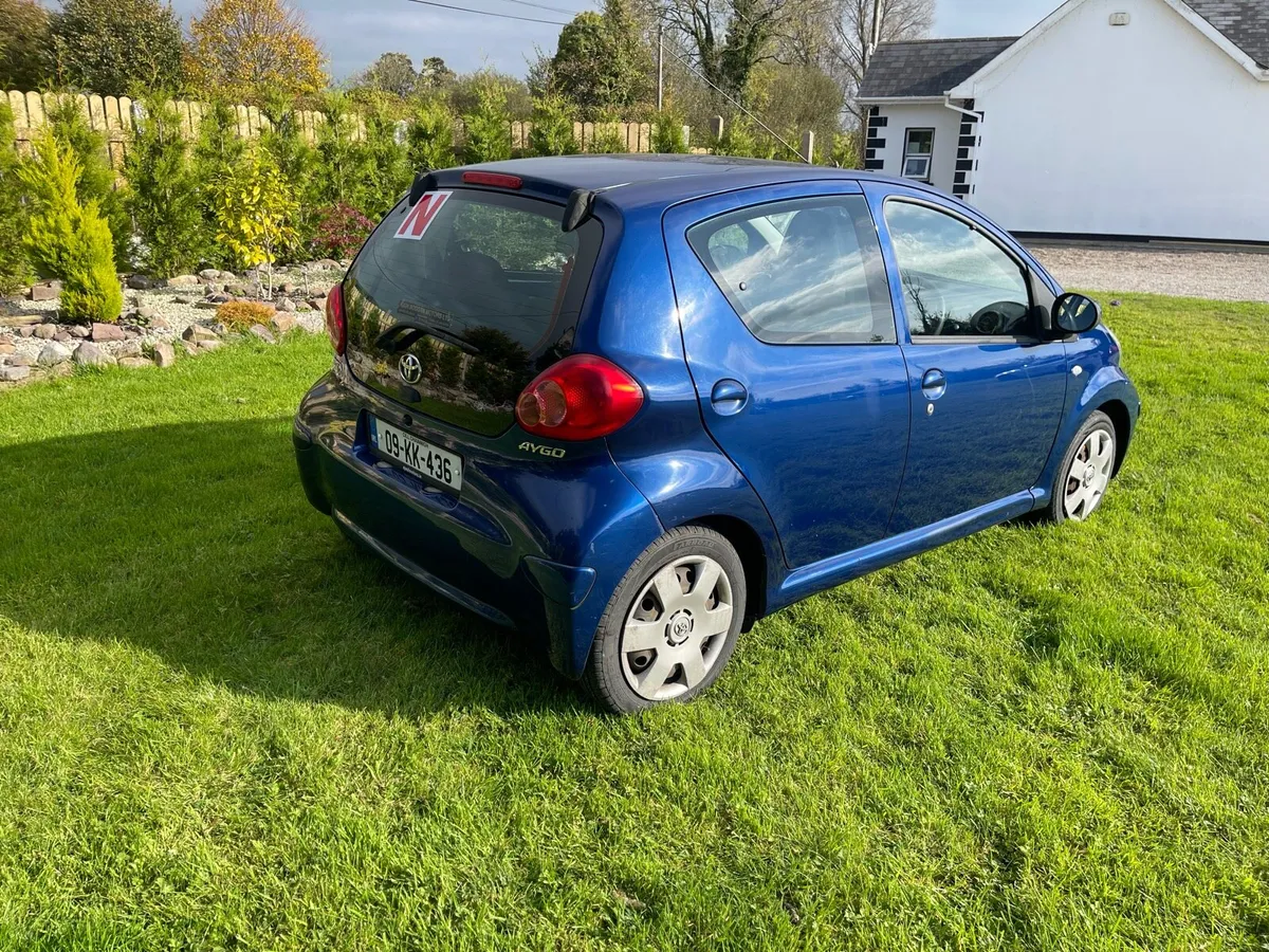 Toyota aygo 2009 - Image 3