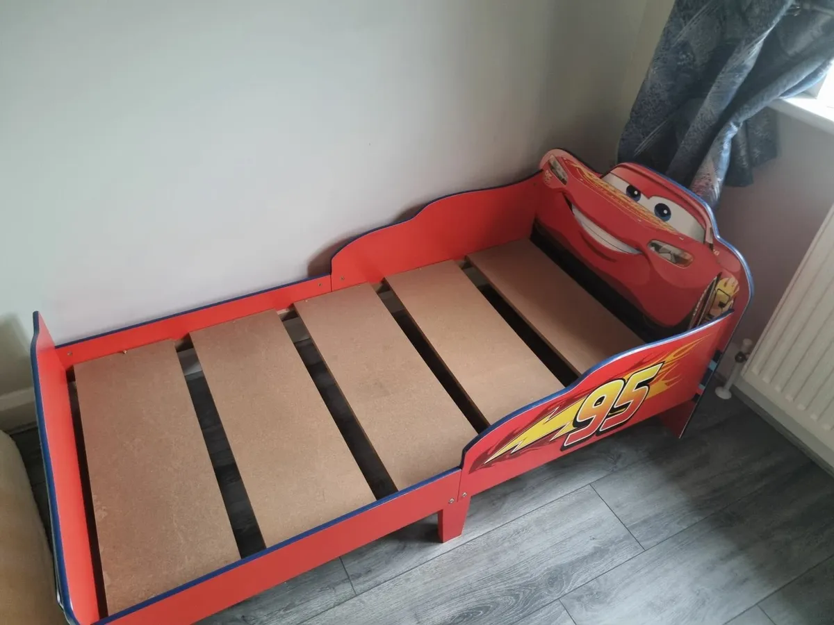 Toddler bed - Image 2