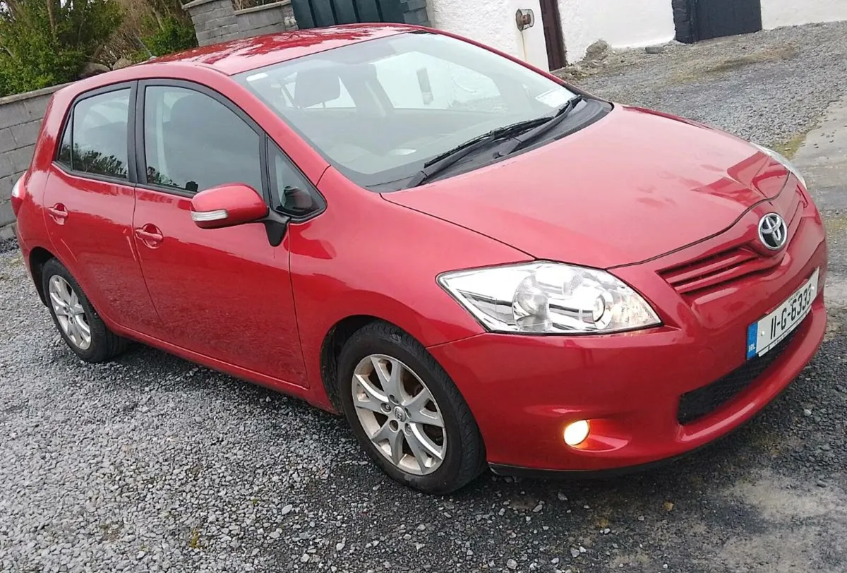 Toyota auris - Image 2