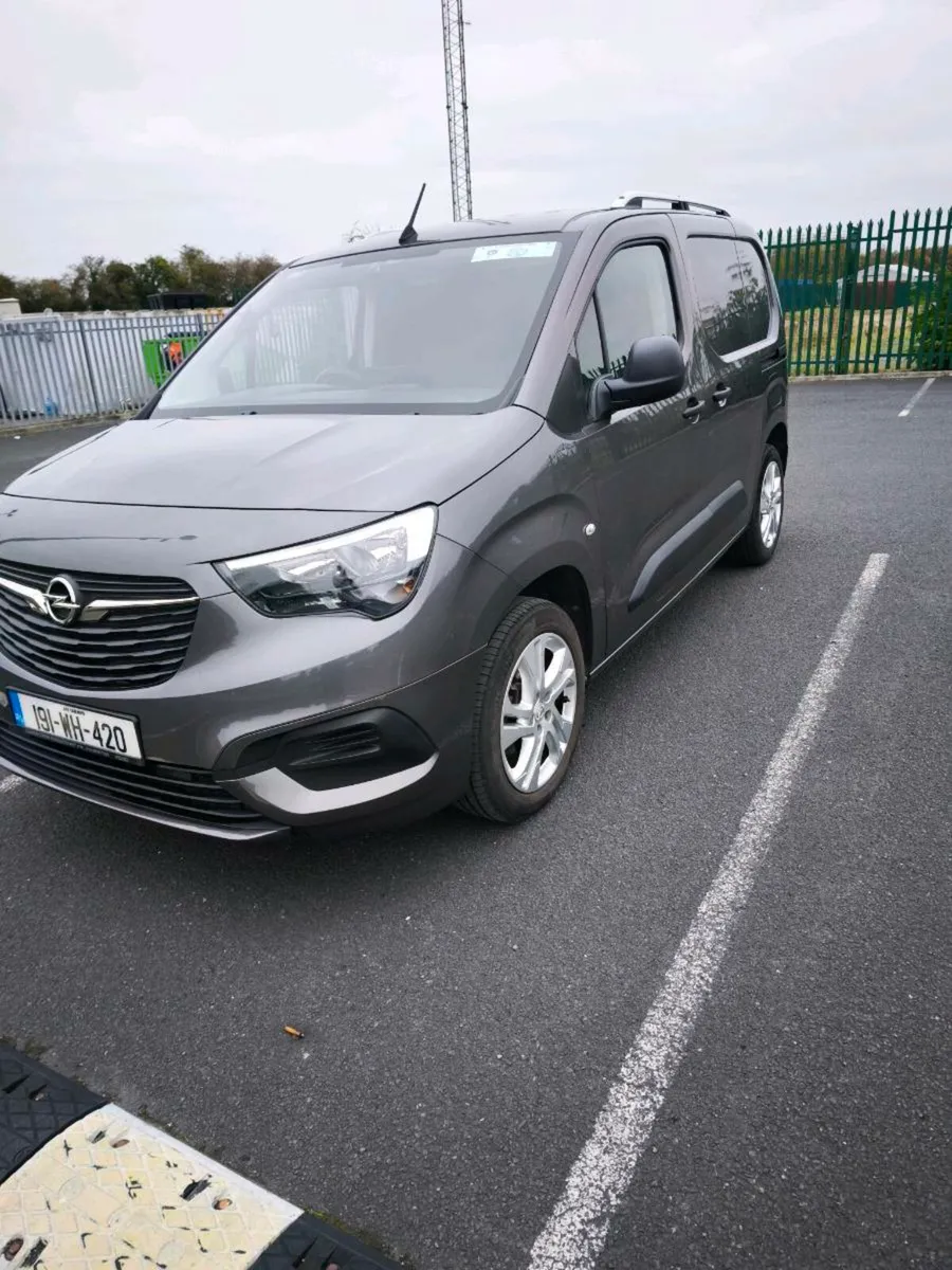 Opel Combo 2019 Low Mileage Excellent condition - Image 2