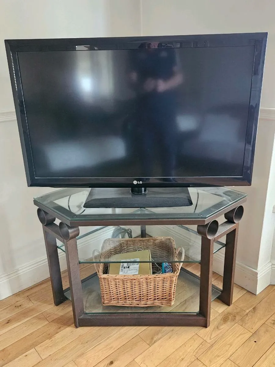 TV unit - Image 1