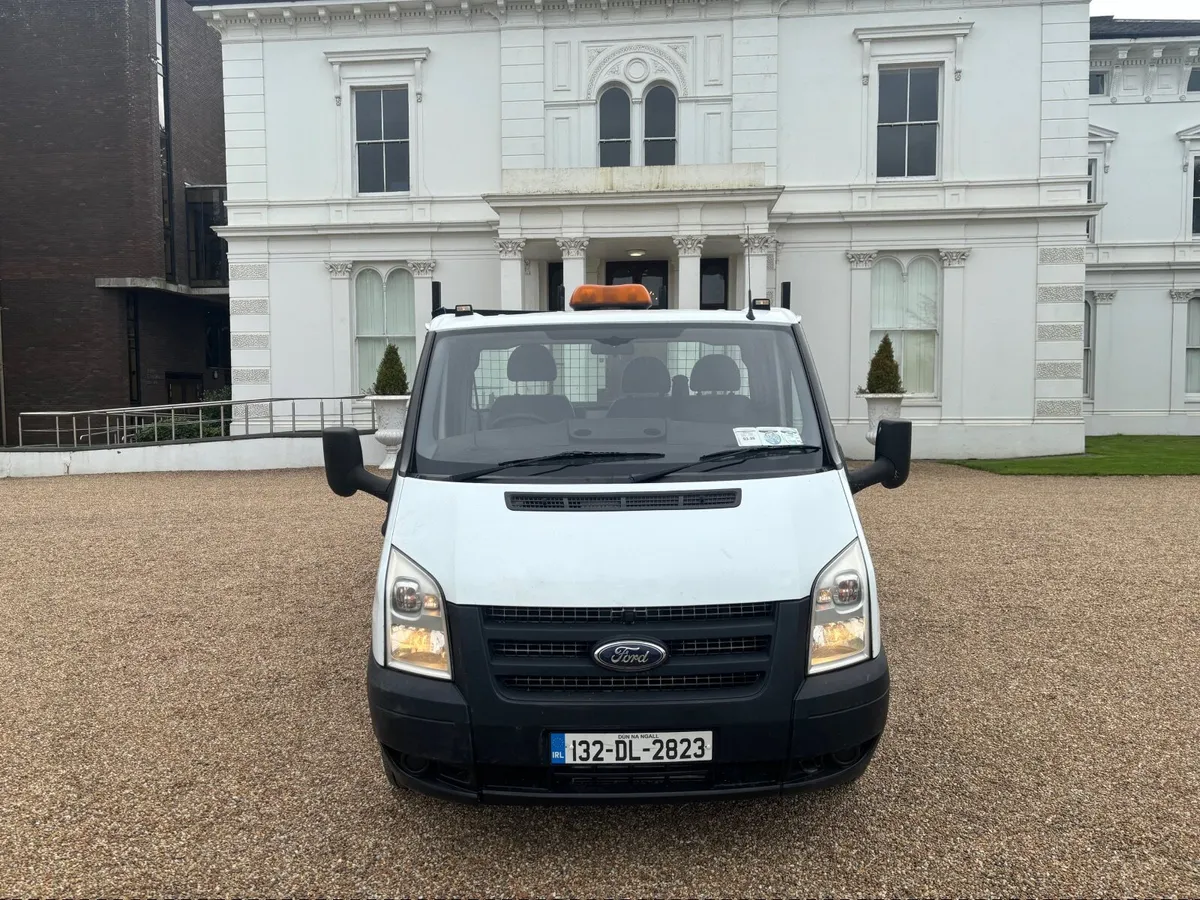 132 Ford Transit pickup 2.2 TDCI 6 speed tipper - Image 3