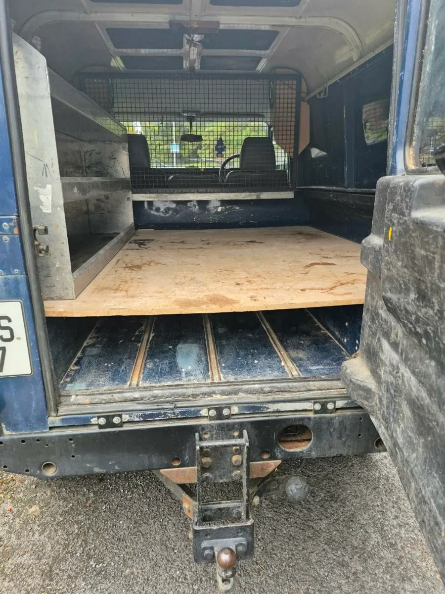 Land rover defender td5 - Image 4