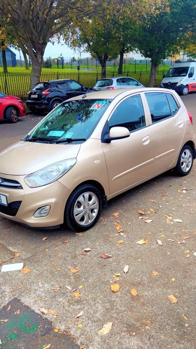 Hyundai i10 2011 Petrol Automatic - Image 1