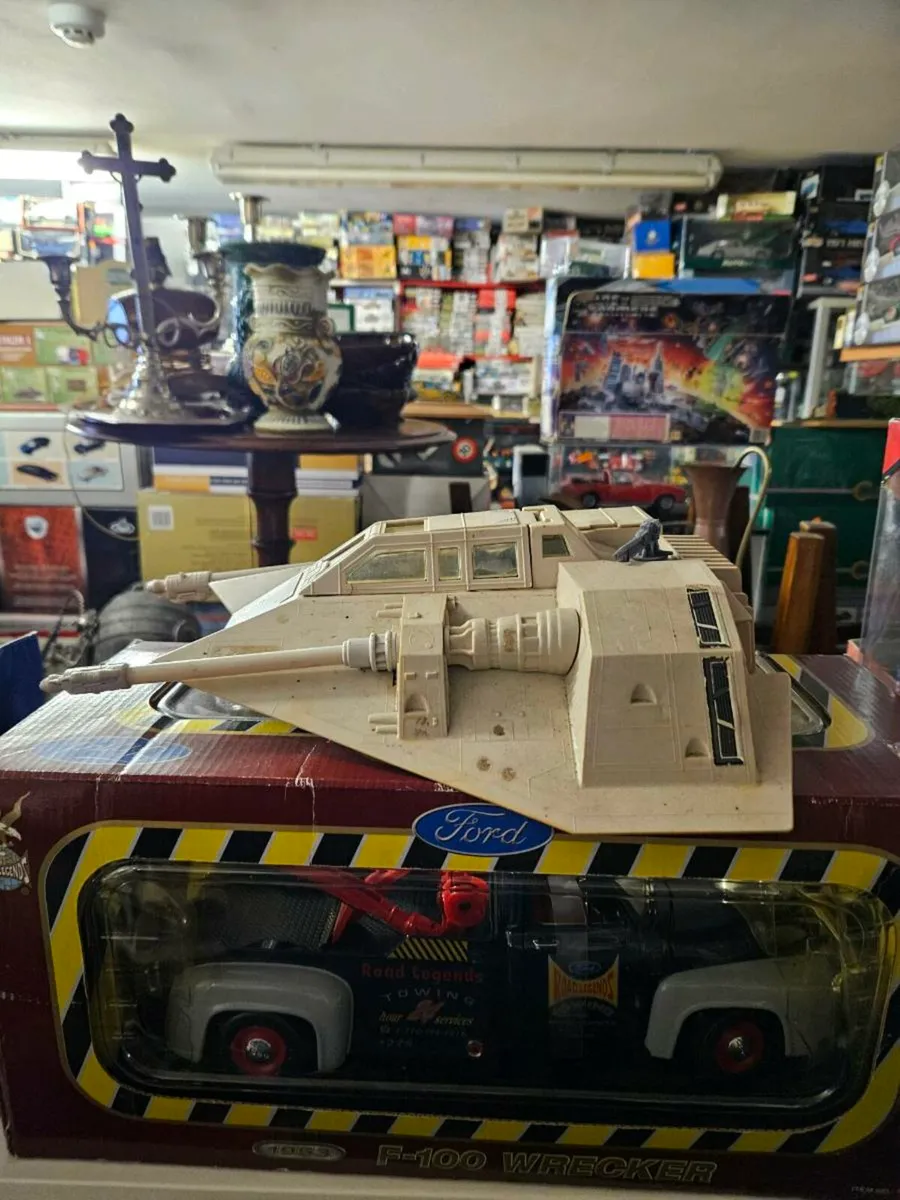 Vintage Star Wars Snowspeeder - Image 2