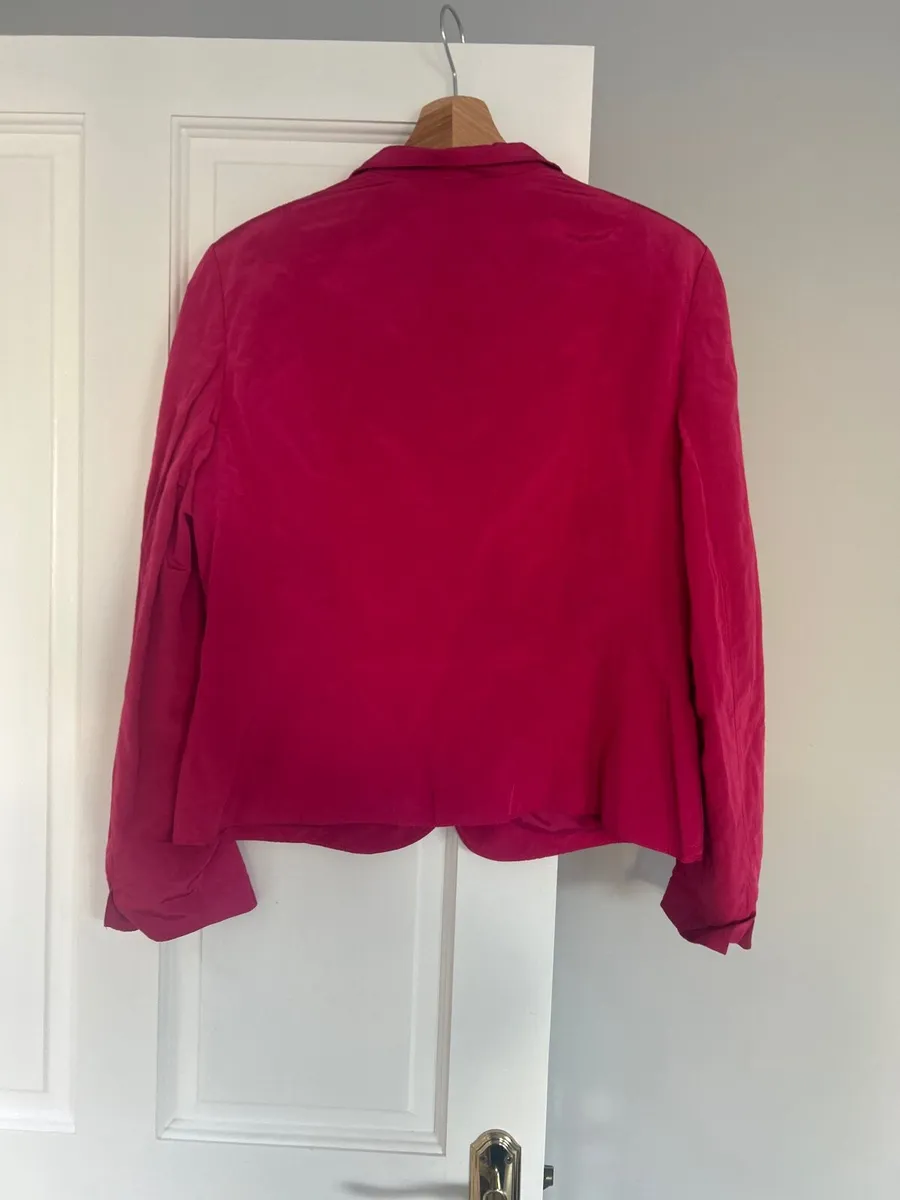 Beautiful Gerry Weber blazer - Image 3