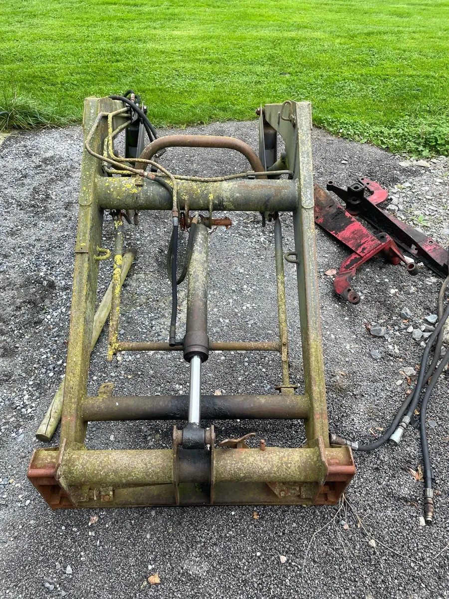 quicke 2300 loader - Image 1