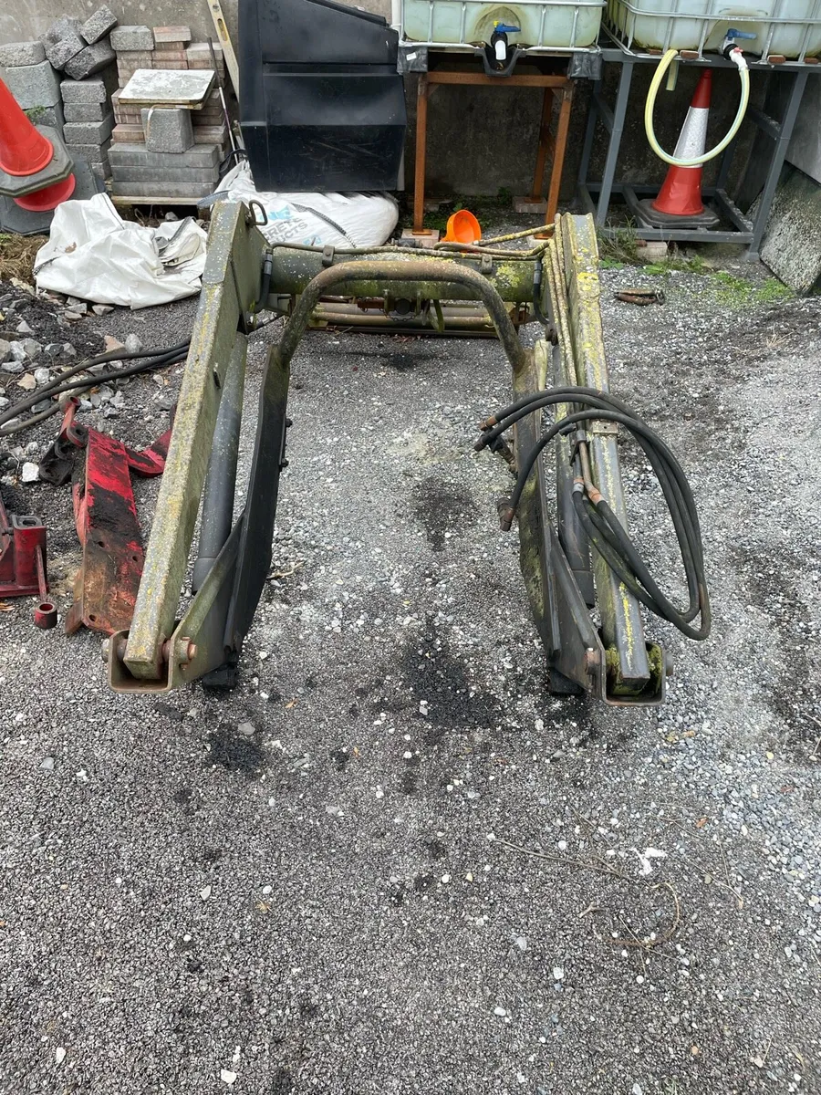 quicke 2300 loader - Image 3