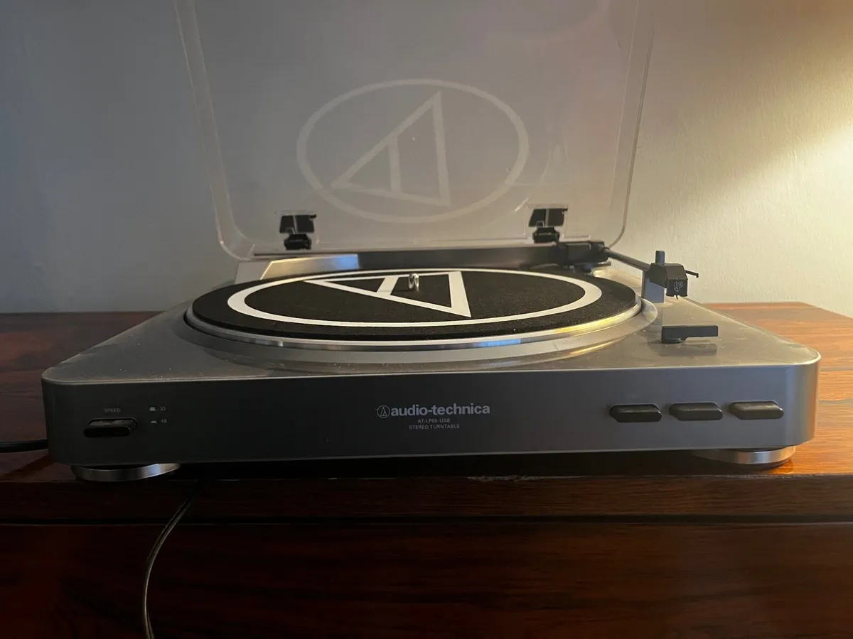 AudioTechnica AT-LP60 USB Turntable - Image 3