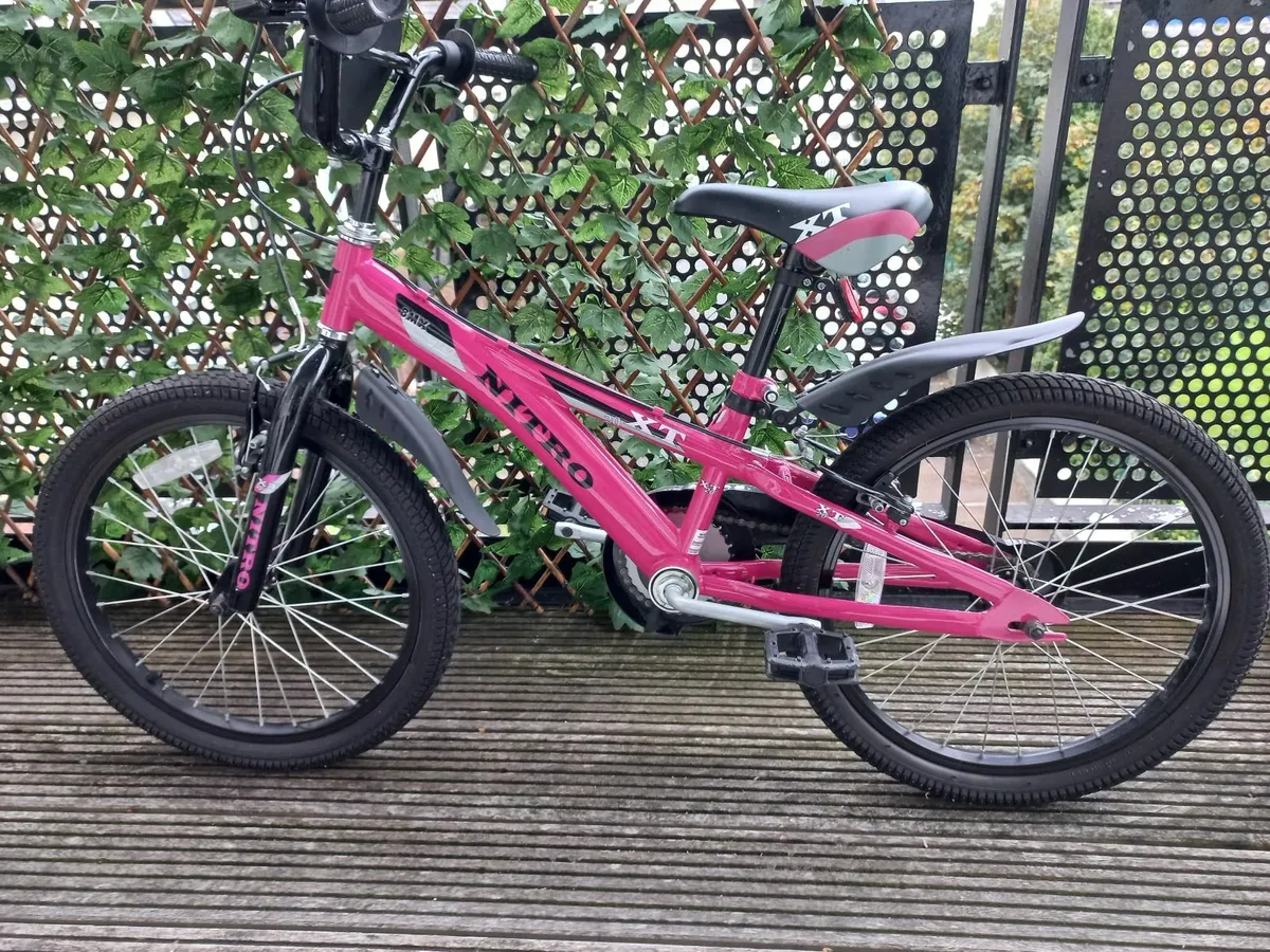 Child's bicycle - Image 2