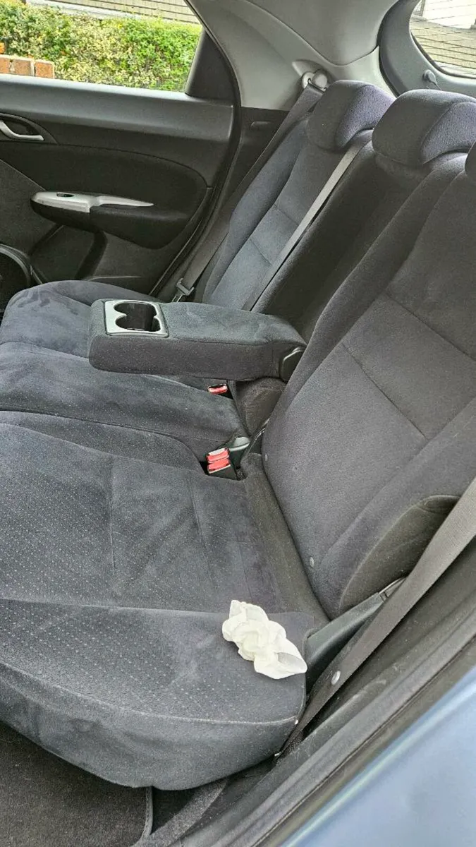 Honda civic - Image 3