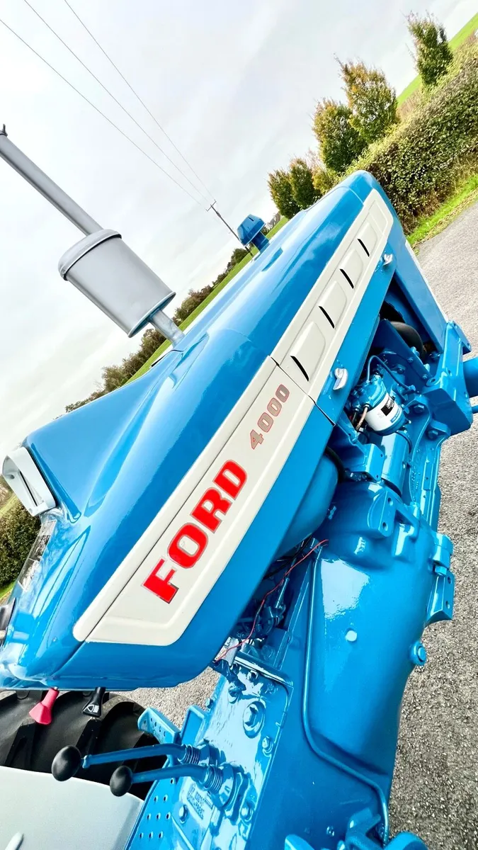 Ford 4000 - Image 2