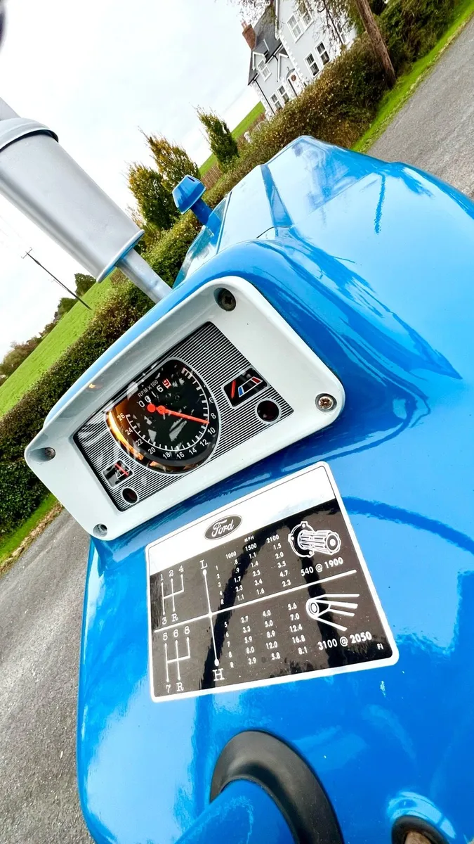 Ford 4000 - Image 3