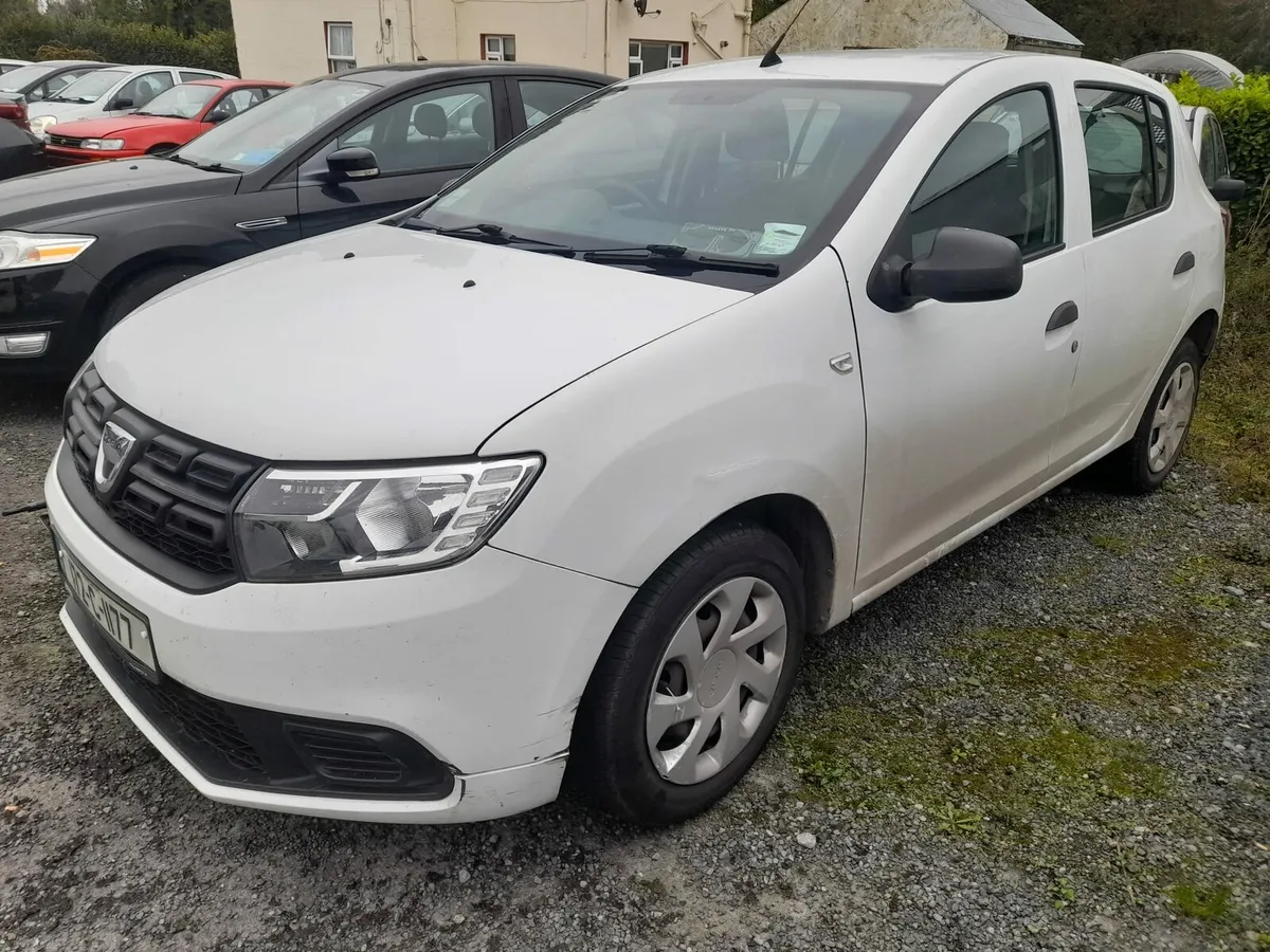2017 Dacia Sandero - Image 2