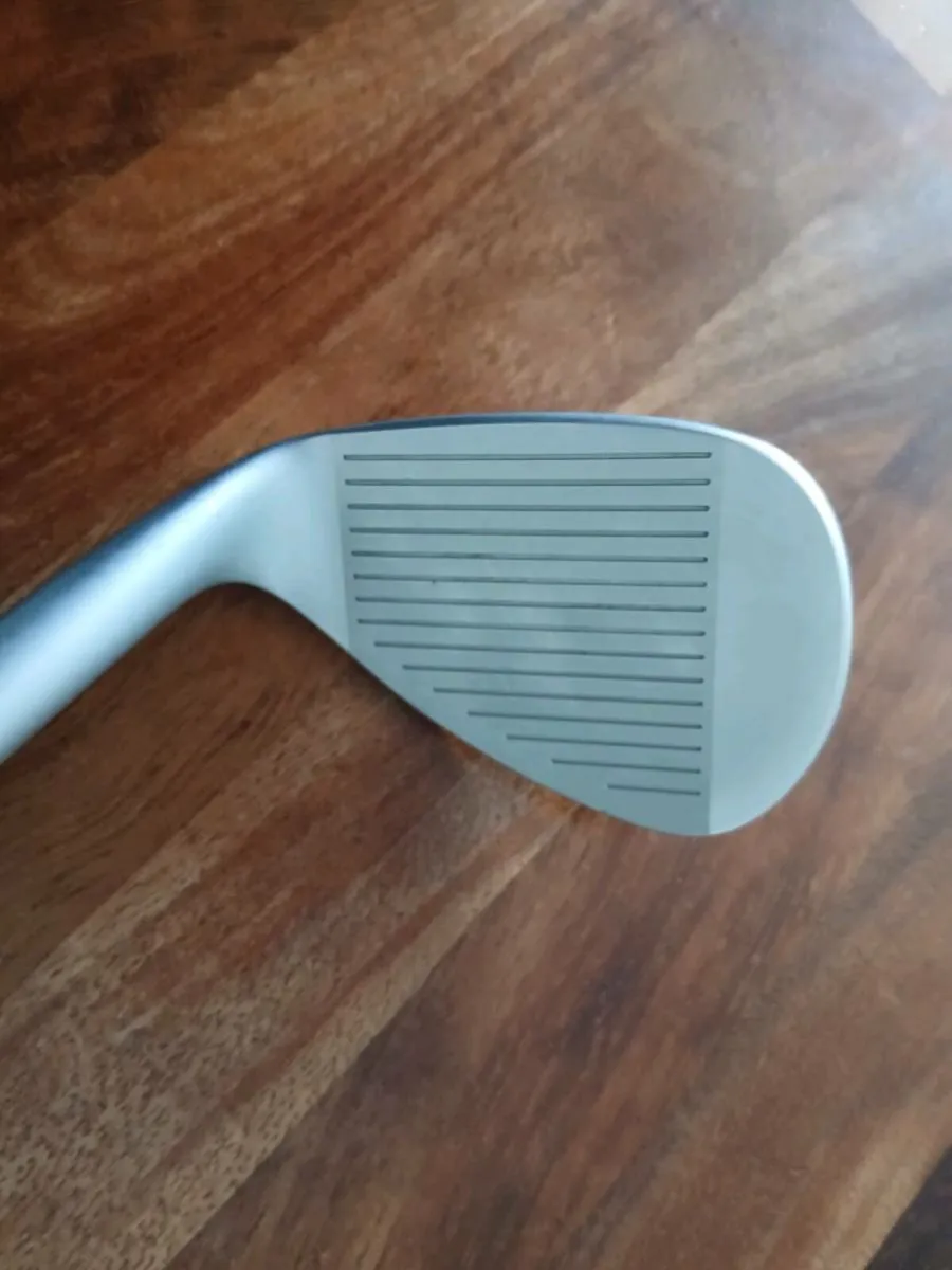 Mizuno T24 wedges - Image 2