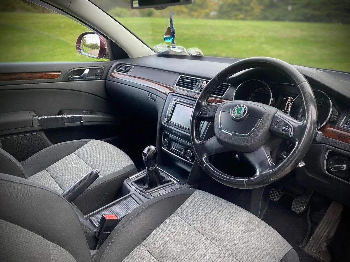 2009 skoda superb 1.9tdi nct 12/25 - Image 4