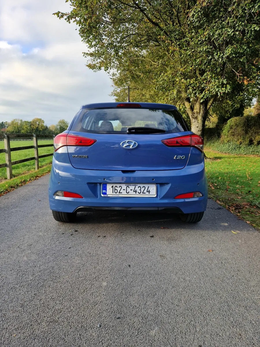 Hyundai i20 2016 - Image 2