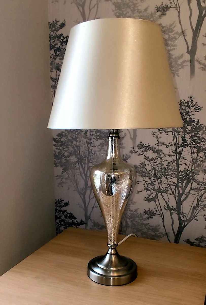 Table Lamps  Matching Pair