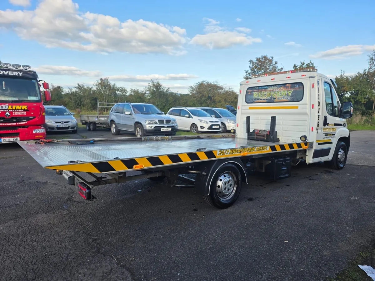 3.5 ton tilt and slide truck - Image 2