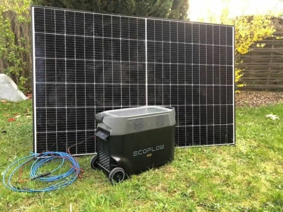 ECOFLOW DELTA PRO 3600Wh 425W Solar Panel - Image 1