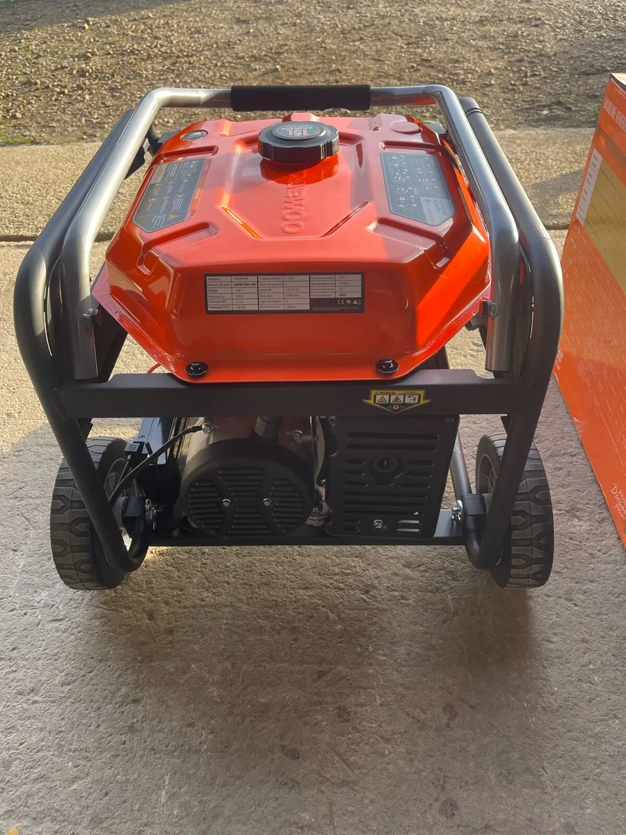 Brand New Daewoo petrol  Key Start Generator - Image 4