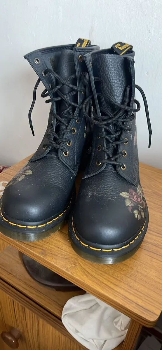 Dr. Marten Boots - Image 2