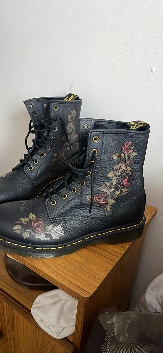 Dr. Marten Boots - Image 4