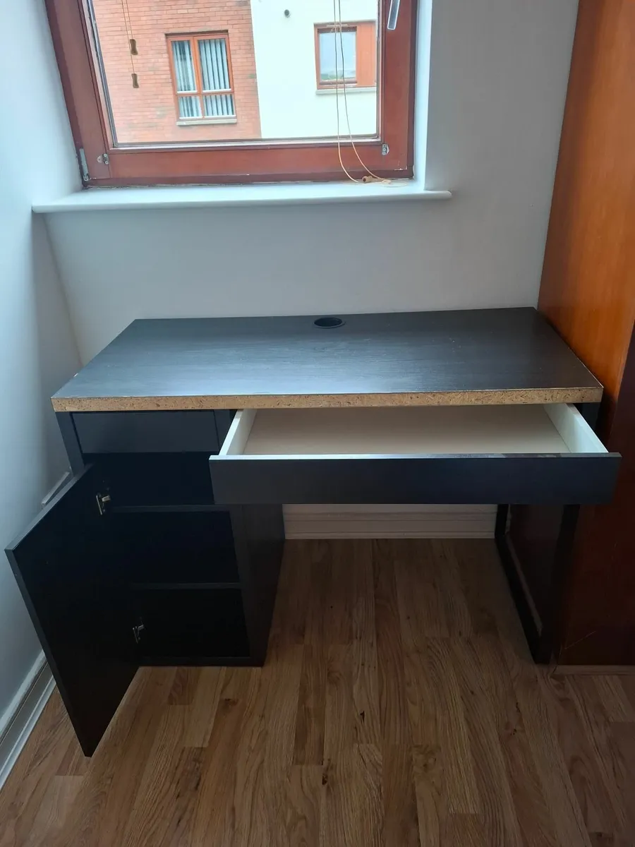 Free study desk