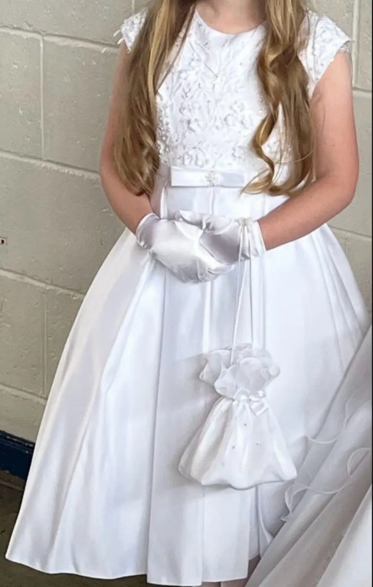 Communion dress - Image 1