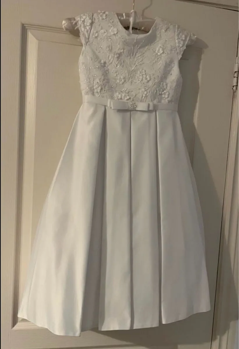 Communion dress - Image 3