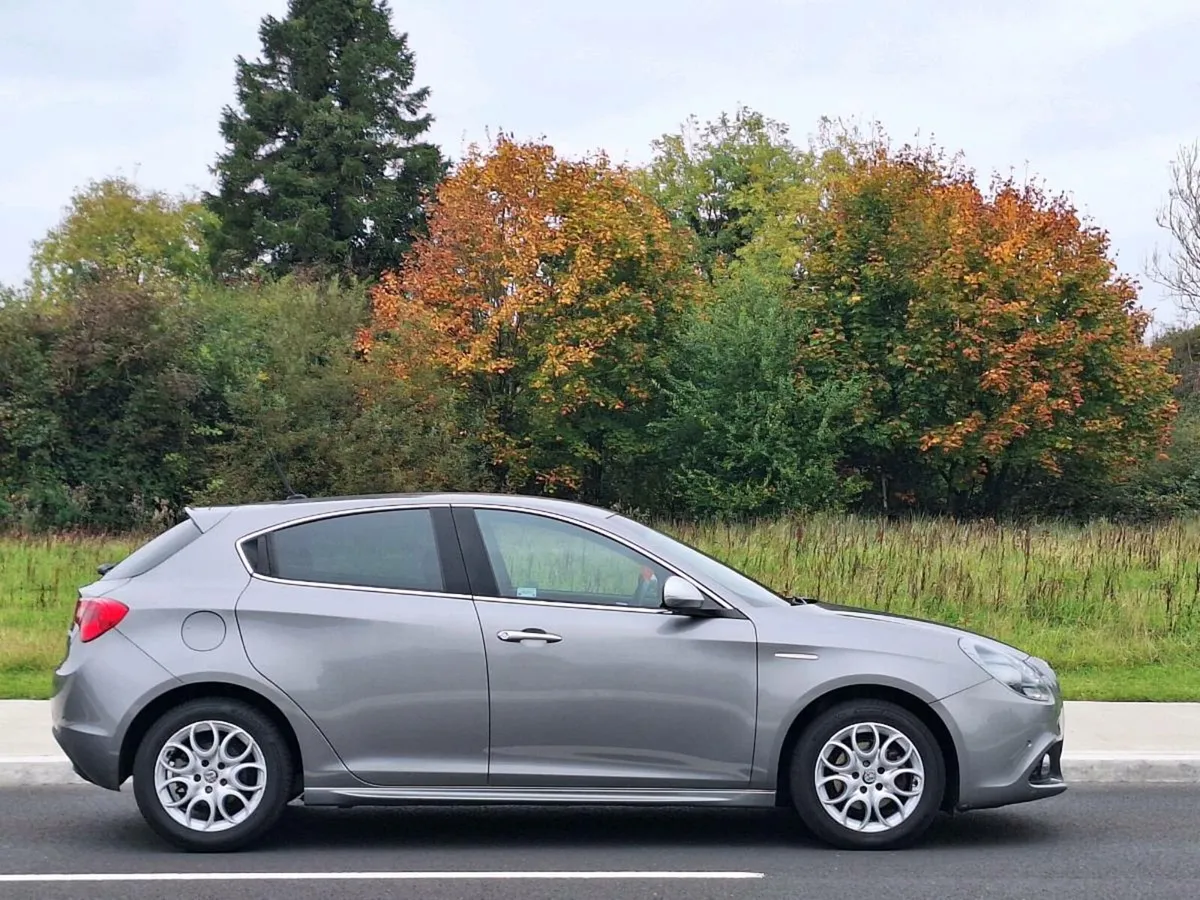 ALFA ROMEO GIULIETTA • TOP SPEC • NCT • TAX • - Image 2