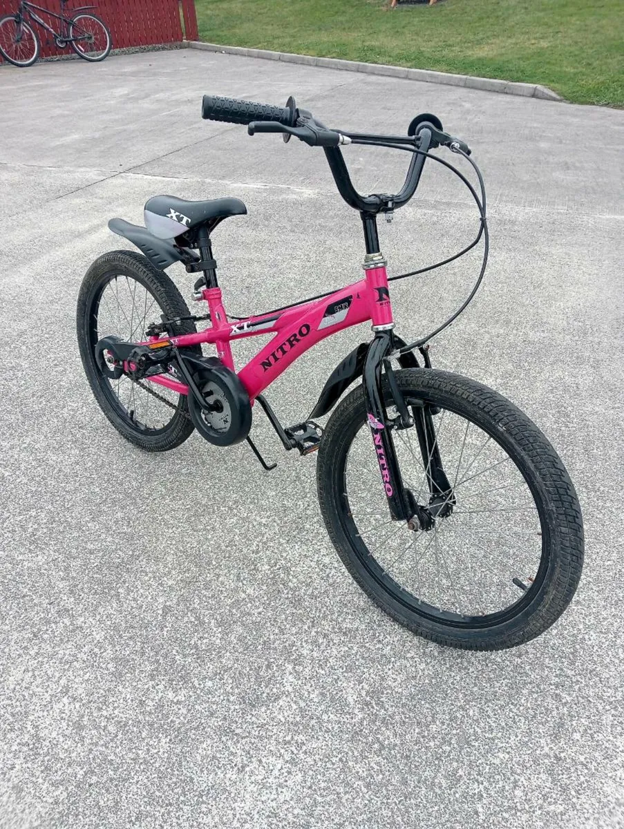 Pink bmx bike - Image 1