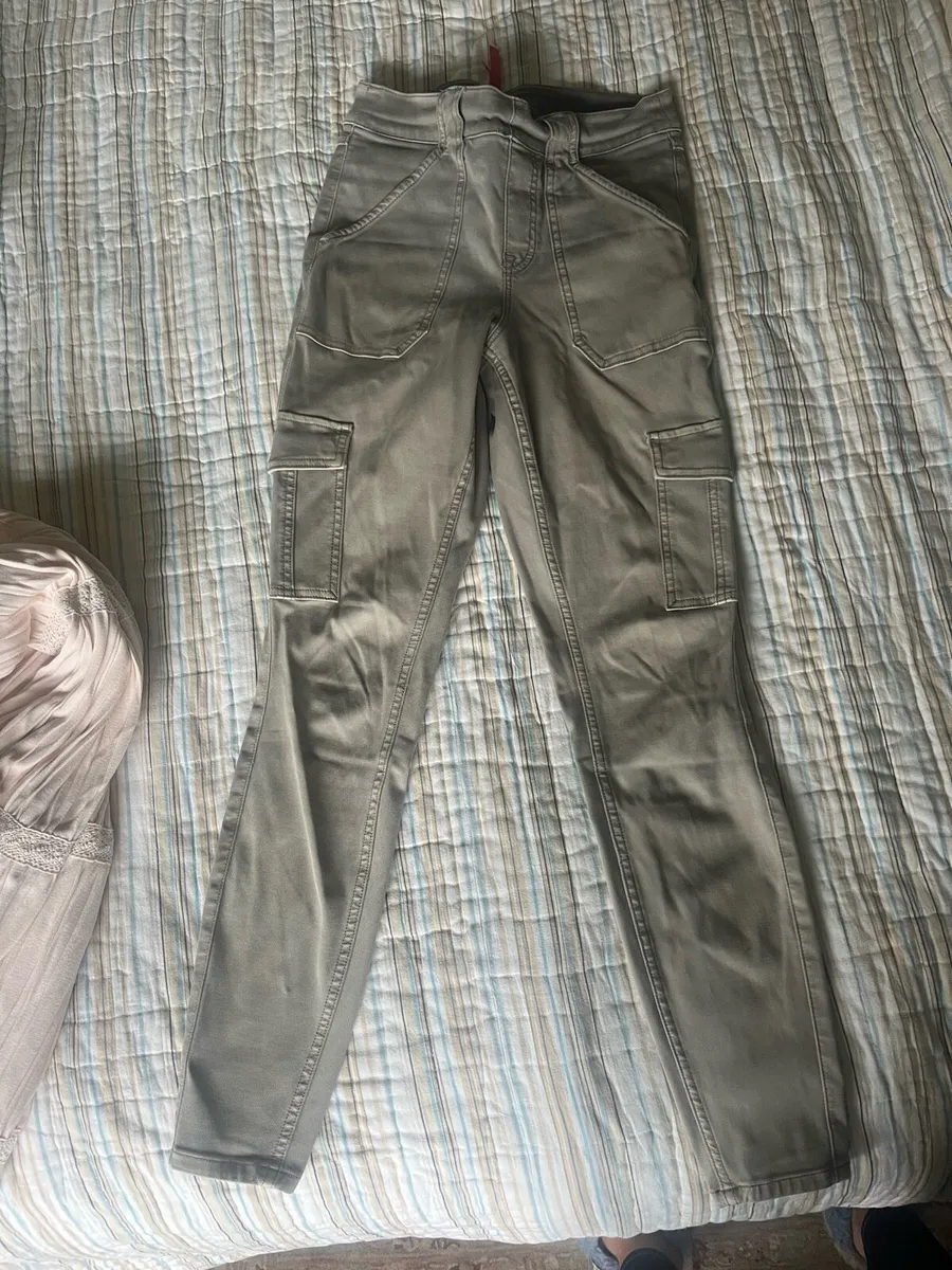 Spanx cargo light grey S - Image 1