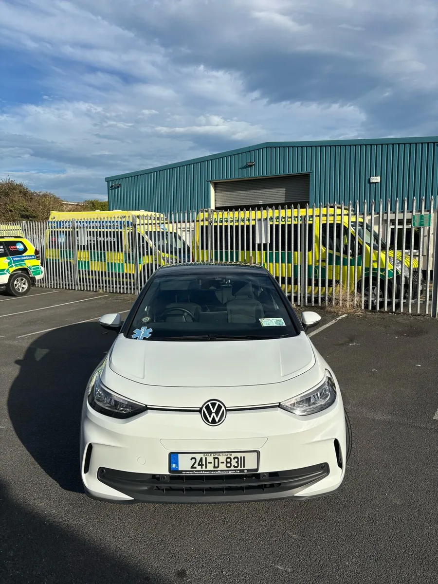 VW ID.3 PRO 2024, LOW KM, EXCELLENT CONDITION - Image 2
