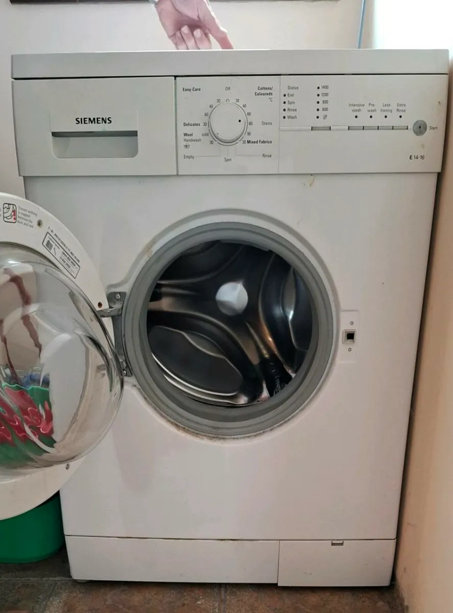 Siemens Washing Machine--WM 14 E 162GB-- 7kg Load - Image 4