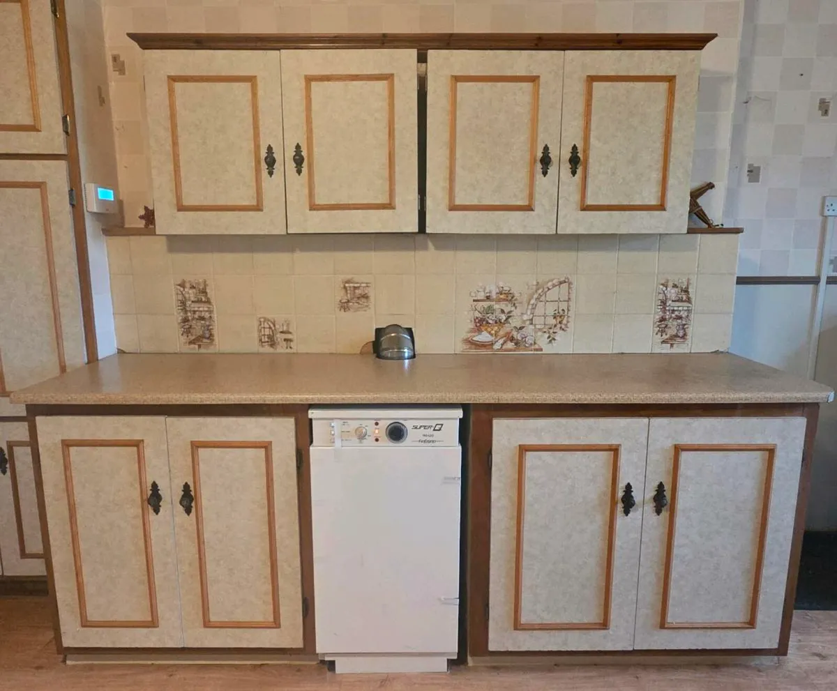 Kitchen Units - Image 3