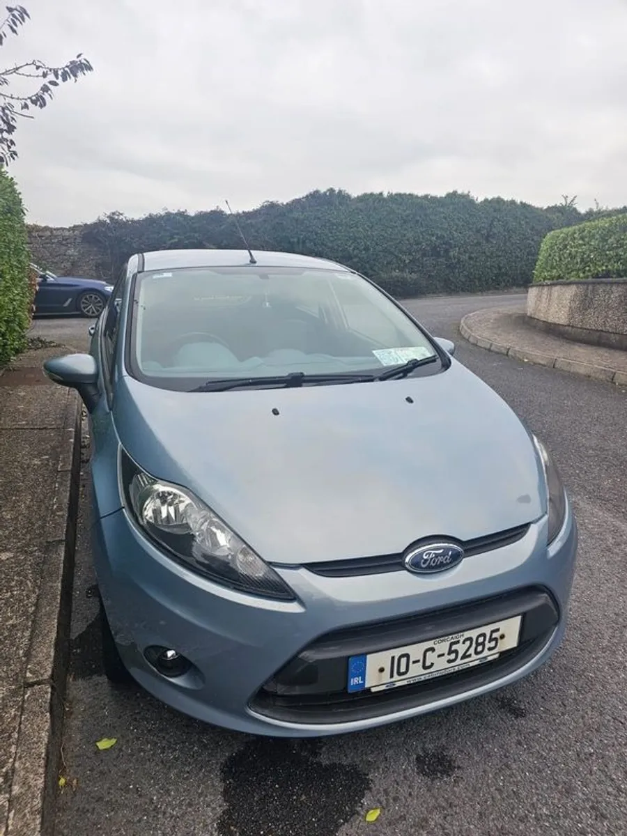 2010 Ford Fiesta Automatic - Image 1