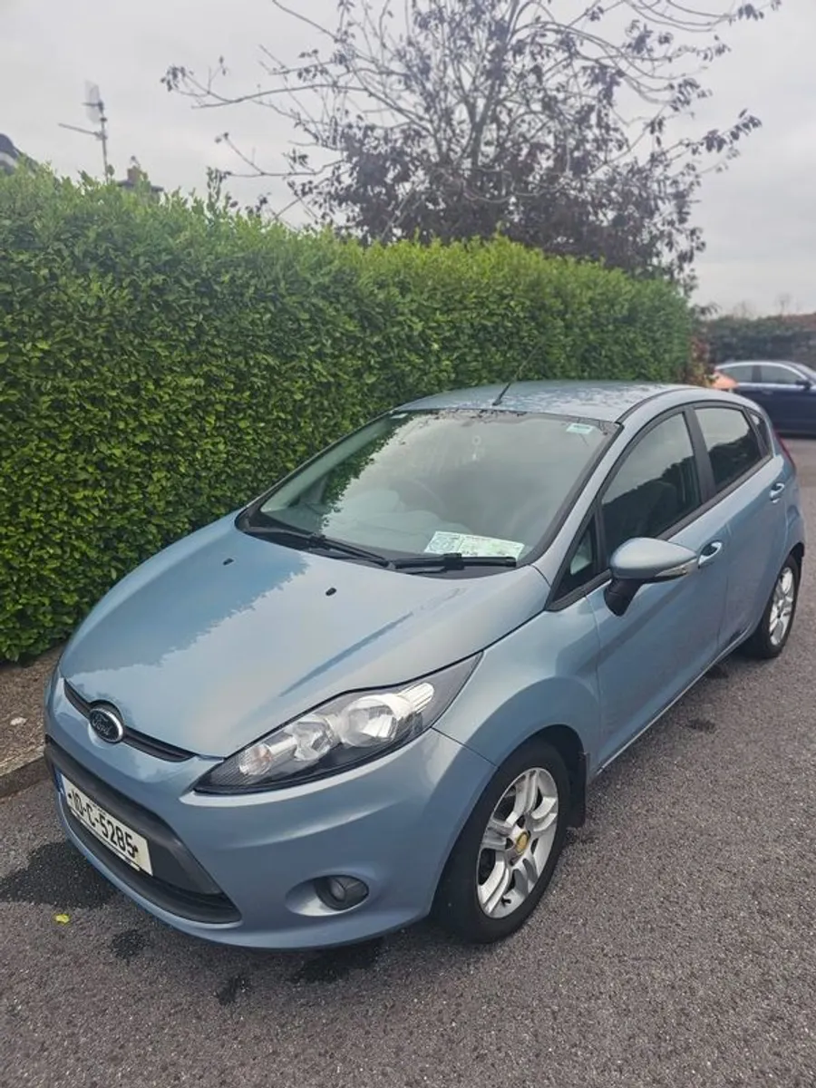 2010 Ford Fiesta Automatic - Image 2