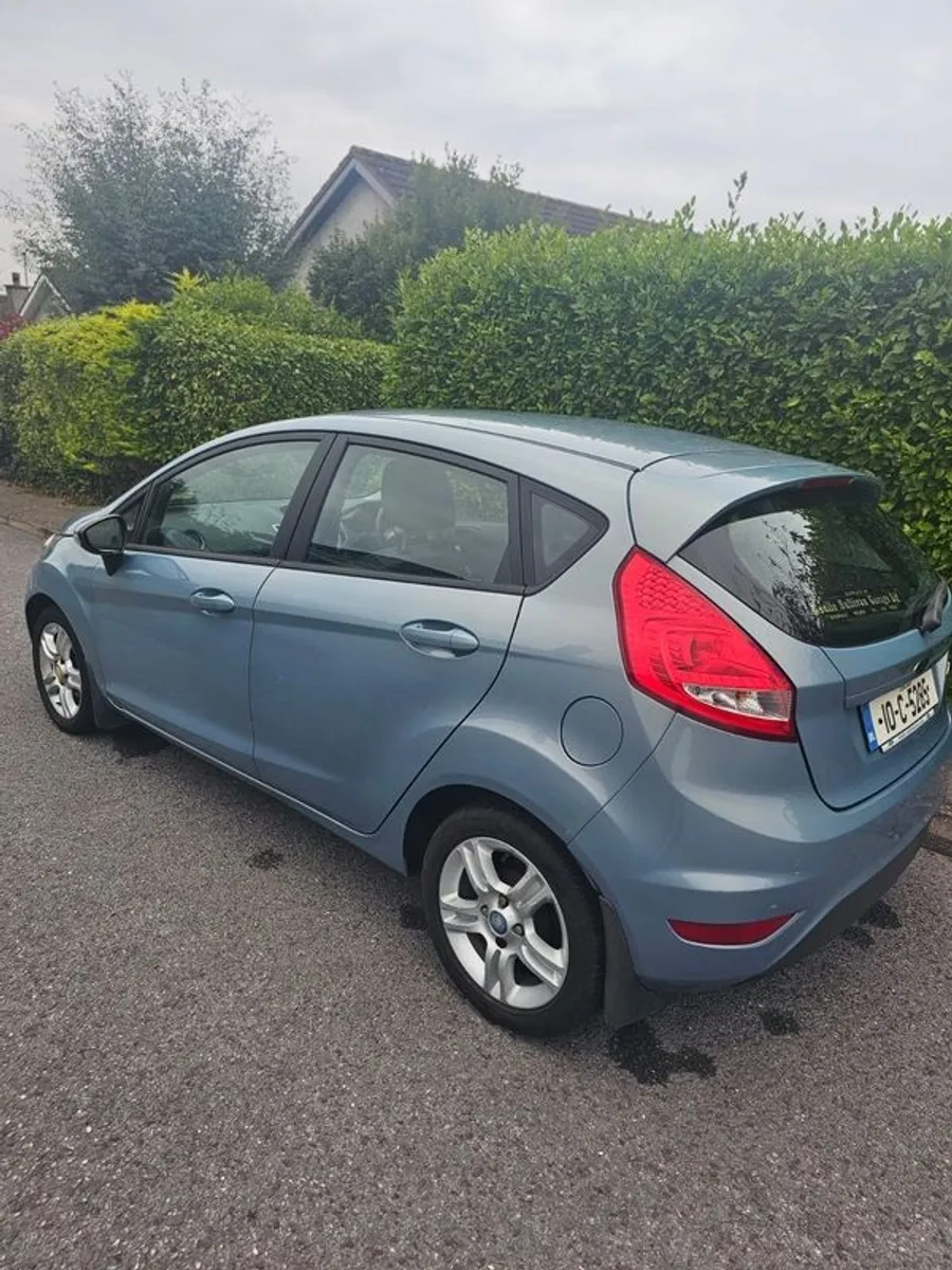 2010 Ford Fiesta Automatic - Image 3