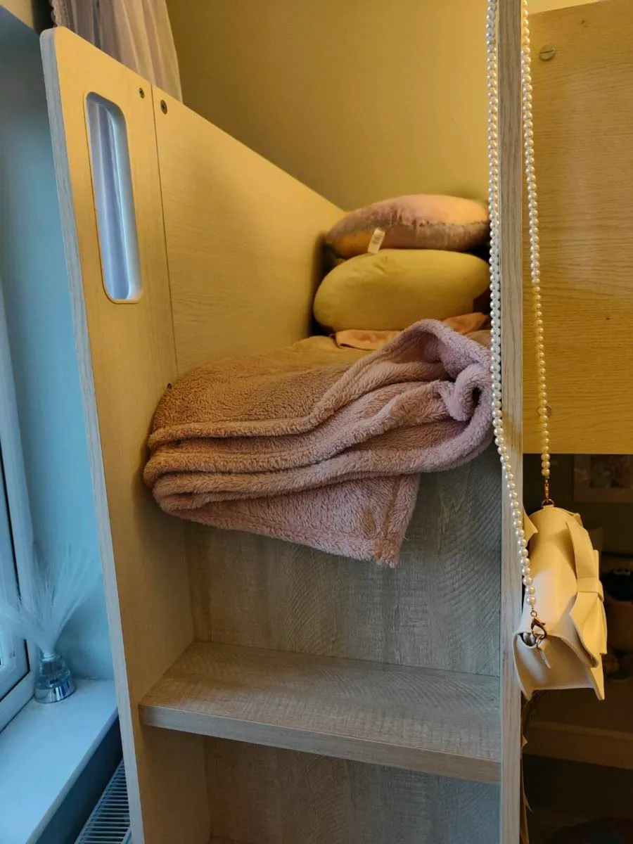 High sleeper - Image 2